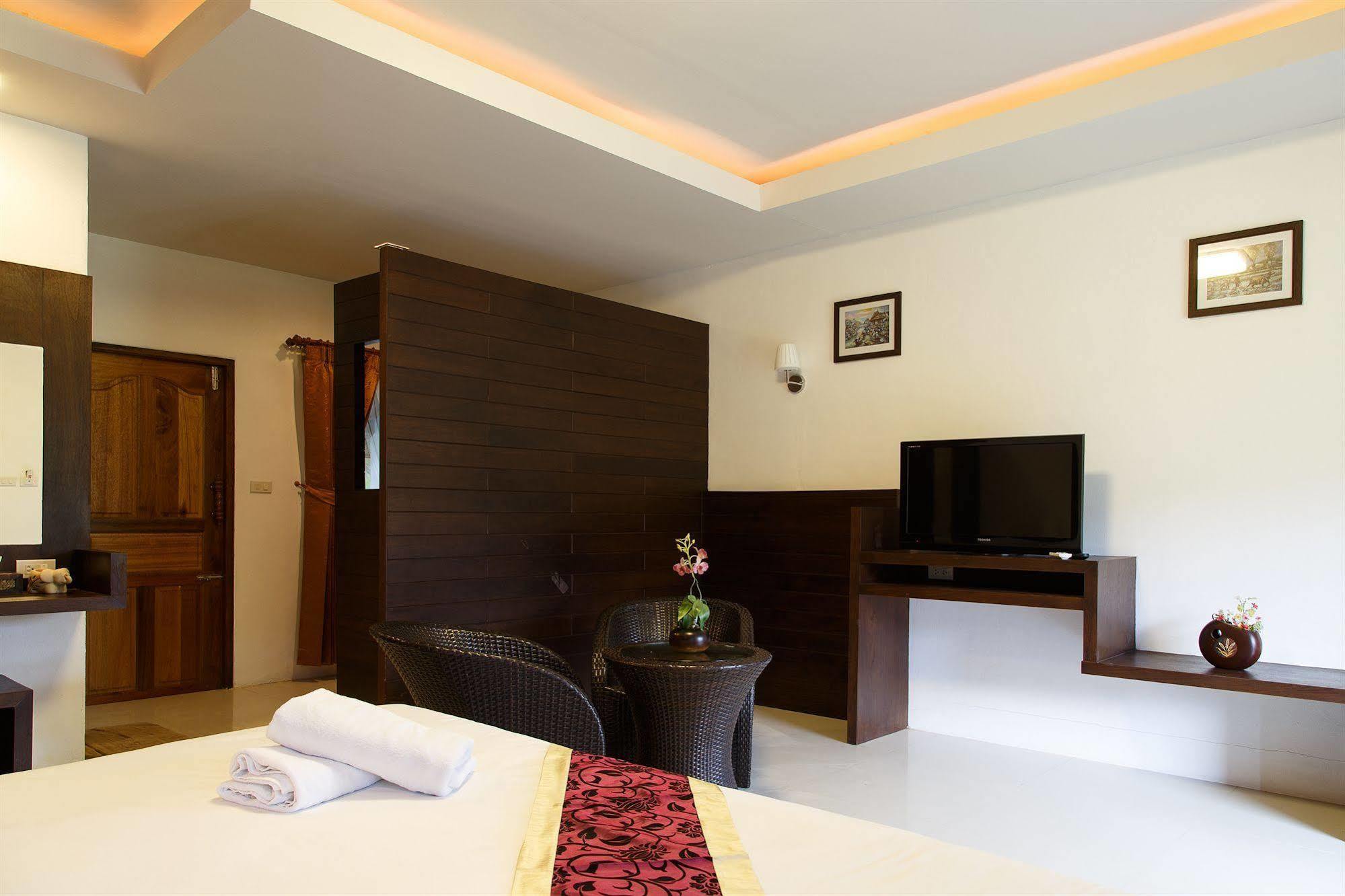 Baan Rabieng Resort Ко-Ланта Екстер'єр фото