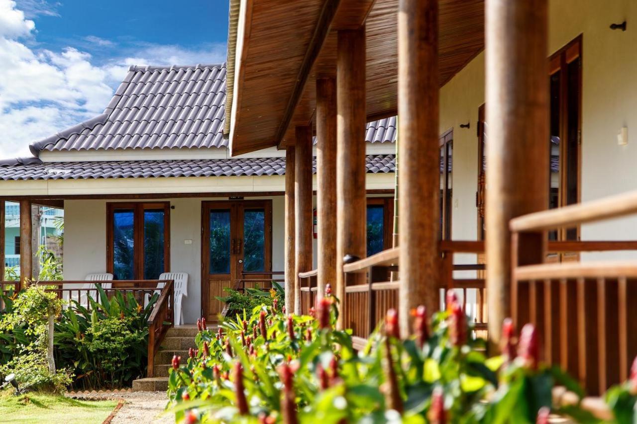 Baan Rabieng Resort Ко-Ланта Екстер'єр фото