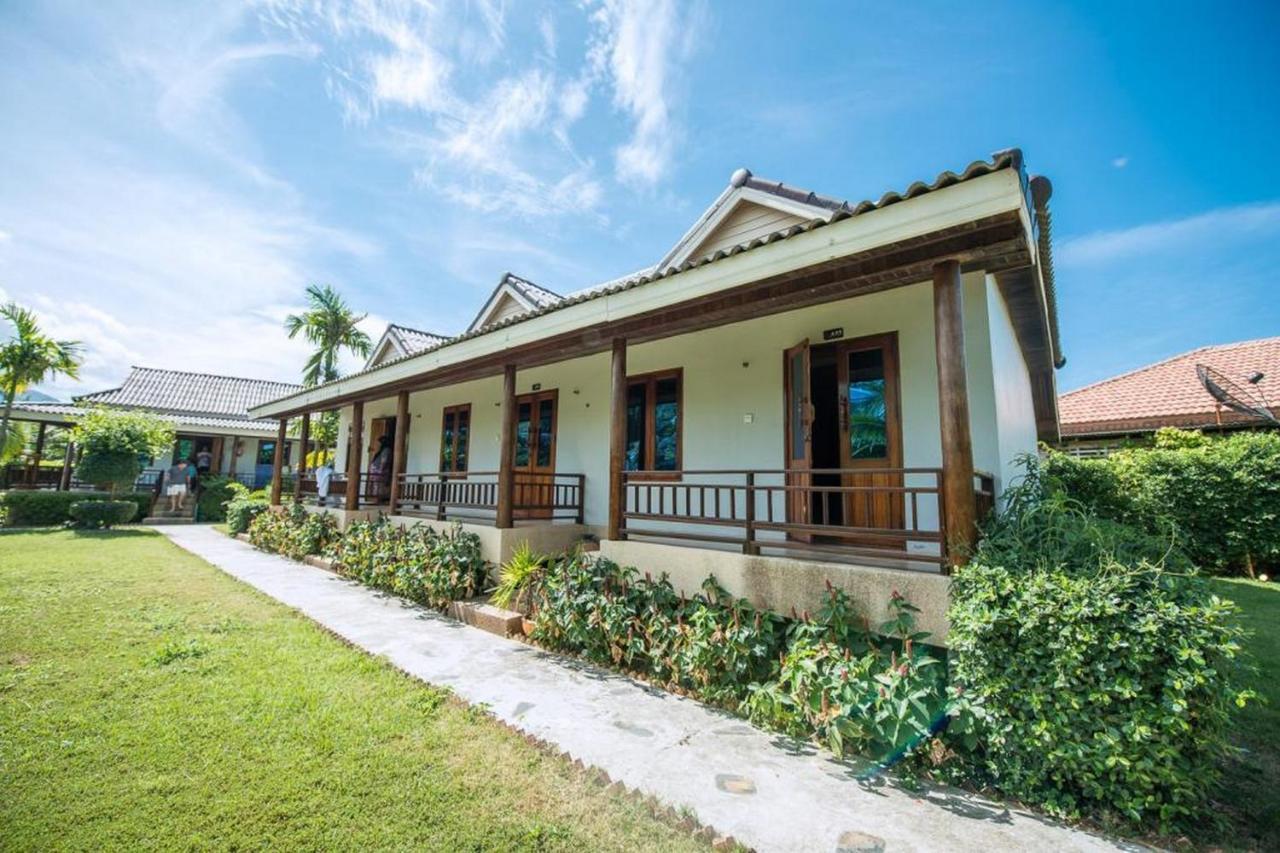 Baan Rabieng Resort Ко-Ланта Екстер'єр фото